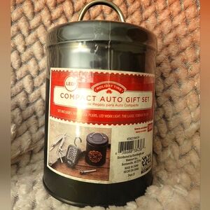 NEW Compact Auto Gift Set